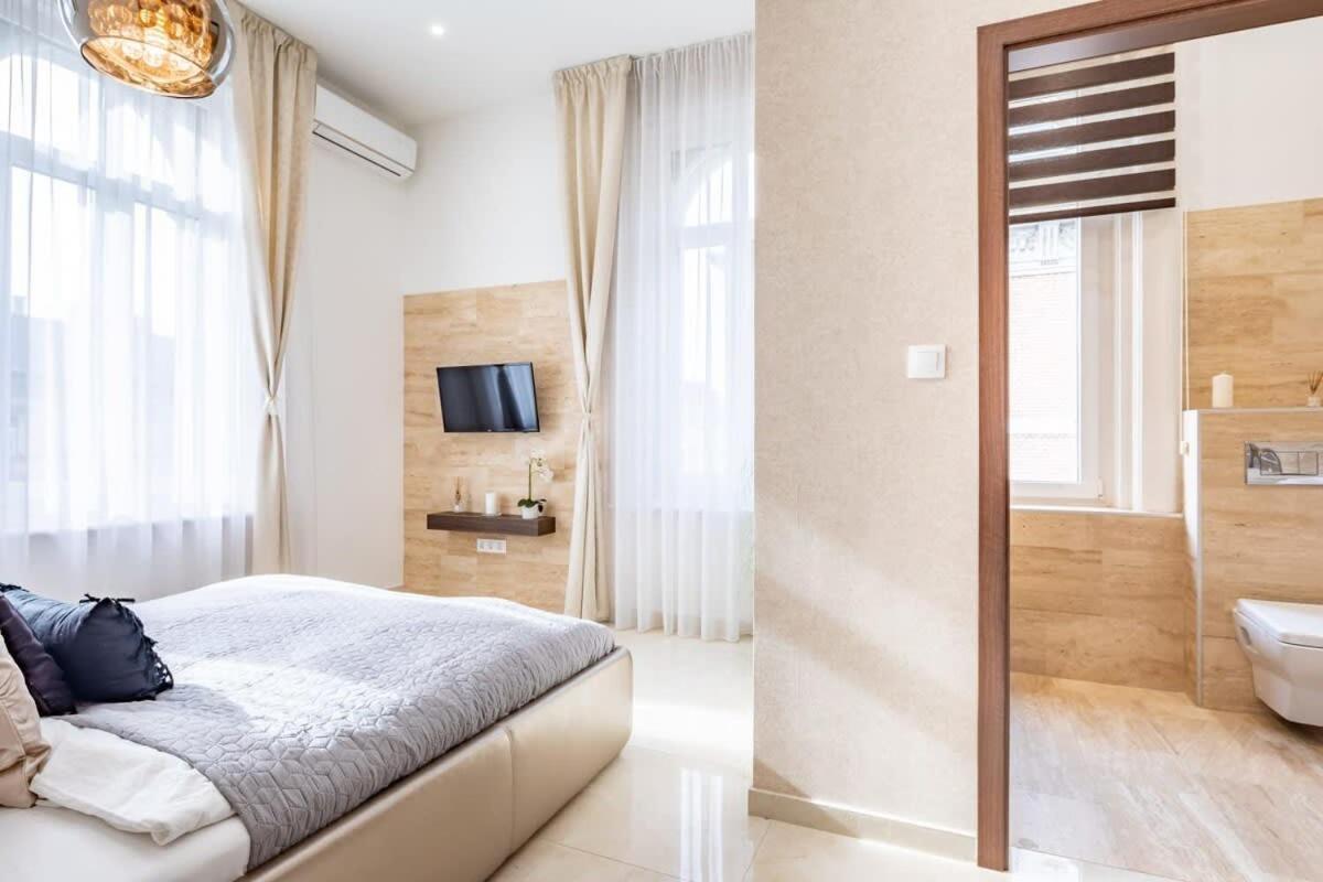 Splendid Perfectly Located Flat With Sauna Apartment Budapest Bagian luar foto