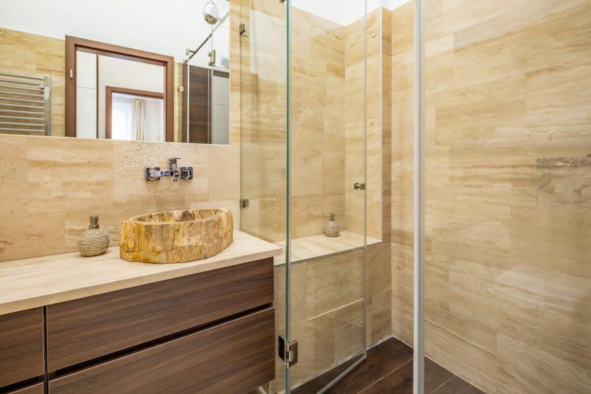 Splendid Perfectly Located Flat With Sauna Apartment Budapest Bagian luar foto
