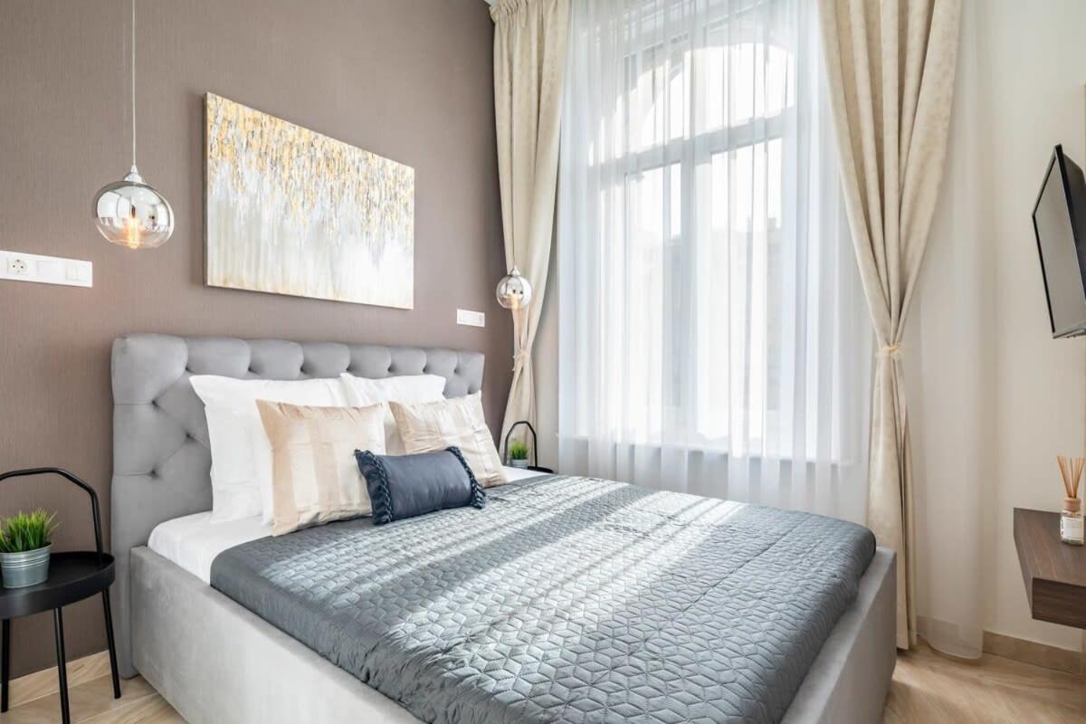 Splendid Perfectly Located Flat With Sauna Apartment Budapest Bagian luar foto