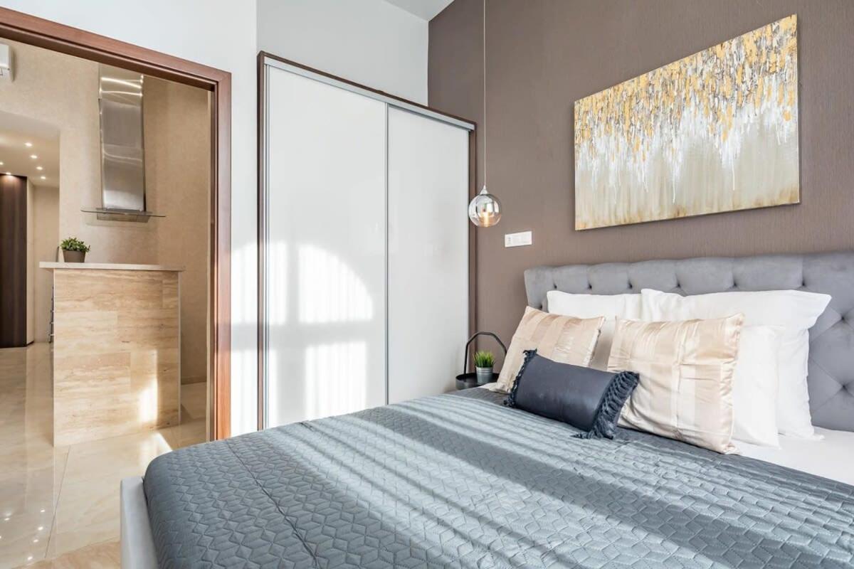 Splendid Perfectly Located Flat With Sauna Apartment Budapest Bagian luar foto